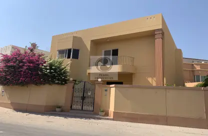 فيلا - 3 غرف نوم - 4 حمامات للايجار في الجنبية - المحافظة الشمالية