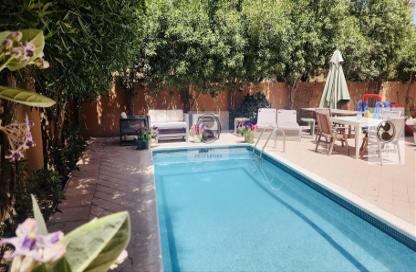 Villa - 3 - 4 for rent in Janabiya - Northern Governorate Villa - 3 - 4 for rent in Janabiya - Northern Governorate