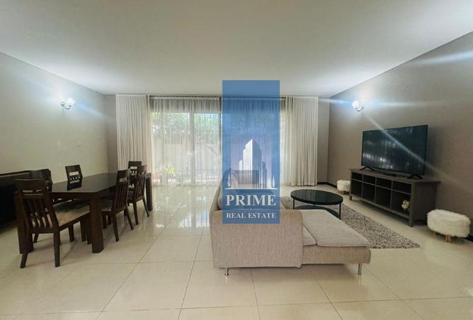 976744 - Property Image 3