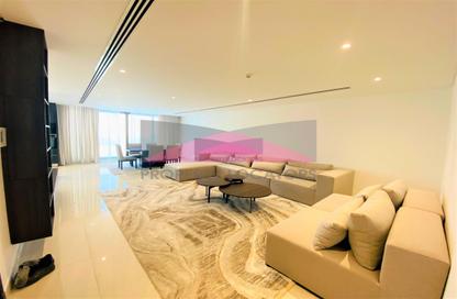 Apartment - 2 Bedrooms - 3 Bathrooms for rent in Al Juffair - Capital Governorate
