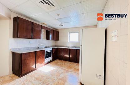 Apartment - 2 Bedrooms - 2 Bathrooms for rent in Al Juffair - Capital Governorate