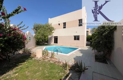 Compound - 4 Bedrooms - 4 Bathrooms for rent in Janabiya - Northern Governorate