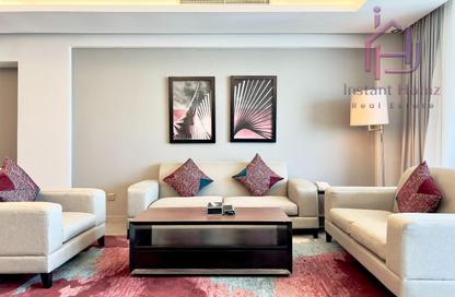 Apartment - 2 Bedrooms - 3 Bathrooms for rent in Amwaj Avenue - Amwaj Islands - Muharraq Governorate