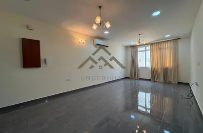 Apartment - 3 Bedrooms - 2 Bathrooms for sale in Janabiya - Northern Governorate Apartment - 3 Bedrooms - 2 Bathrooms for sale in Janabiya - Northern Governorate
