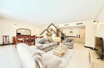 Villa - 4 Bedrooms - 5 Bathrooms for rent in Amwaj Avenue - Amwaj Islands - Muharraq Governorate