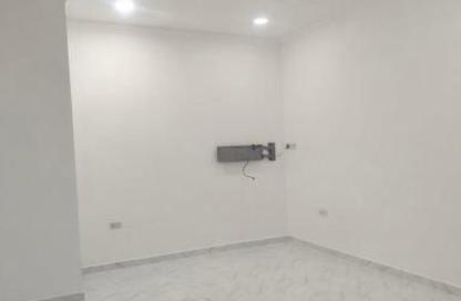 Apartment - 3 Bedrooms - 3 Bathrooms for rent in Hidd - Muharraq Governorate
