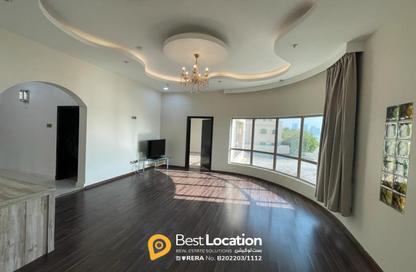 Villa - 6 - 7+ for rent in Arad - Muharraq Governorate
