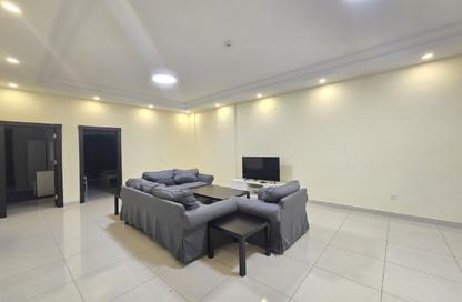 Apartment - 2 Bedrooms - 2 Bathrooms for rent in Al Juffair - Capital Governorate