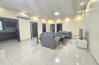 Apartment - 2 Bedrooms - 2 Bathrooms for rent in Al Juffair - Capital Governorate