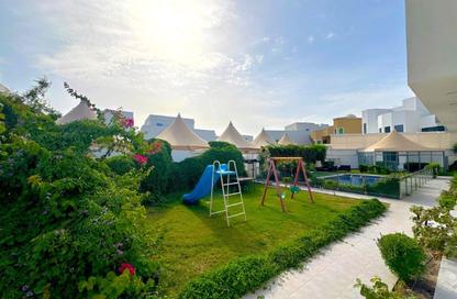 Townhouse - 4 Bedrooms - 5 Bathrooms for rent in Saar - Northern Governorate