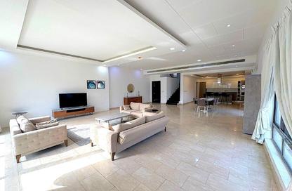 Townhouse - 4 Bedrooms - 5 Bathrooms for rent in Saar - Northern Governorate