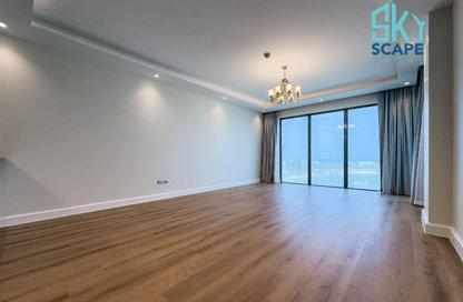 Apartment - 2 Bedrooms - 3 Bathrooms for rent in Reef Island - Capital Governorate Apartment - 2 Bedrooms - 3 Bathrooms for rent in Reef Island - Capital Governorate