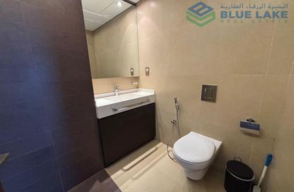Apartment - 3 Bedrooms - 4 Bathrooms for rent in Reef Island - Capital Governorate