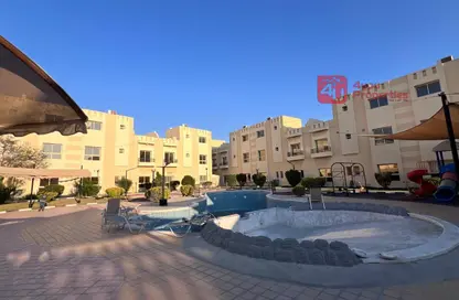 فيلا - 4 غرف نوم - 4 حمامات للايجار في سار - المحافظة الشمالية