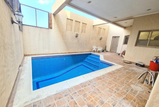 53601123 - Property Main Image