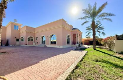 Villa - 4 Bedrooms - 5 Bathrooms for rent in Janabiya - Northern Governorate