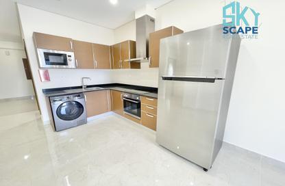 Apartment - 2 - 2 for rent in Sanabis - Manama - Capital Governorate