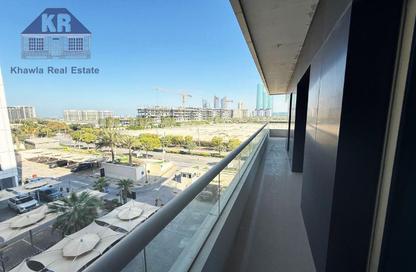 Apartment - 2 Bedrooms - 3 Bathrooms for rent in Reef Island - Capital Governorate