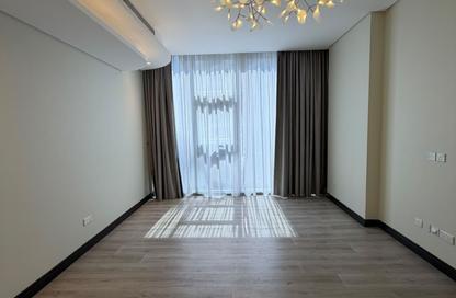 Apartment - 1 - 1 for rent in Bahrain Bay - Capital Governorate