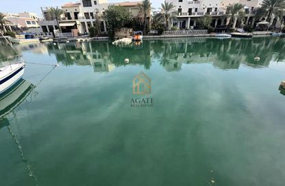 Apartment - 2 Bedrooms - 2 Bathrooms for rent in Al Marsa Floating City - Amwaj Islands - Muharraq Governorate