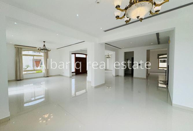 51851964 - Property Image 3