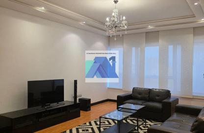 Apartment - 2 - 3 for rent in Abraj Al Lulu - Manama - Capital Governorate