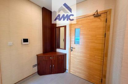 Apartment - 1 Bedroom - 2 Bathrooms for rent in Reef Island - Capital Governorate Apartment - 1 Bedroom - 2 Bathrooms for rent in Reef Island - Capital Governorate