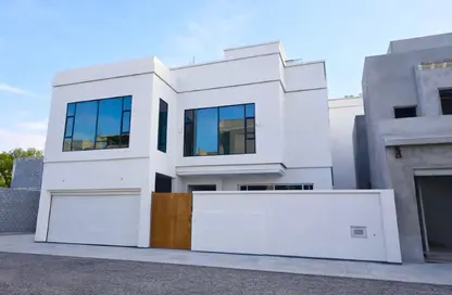 Villa - 5 Bedrooms - 6 Bathrooms for sale in Janabiya - Northern Governorate