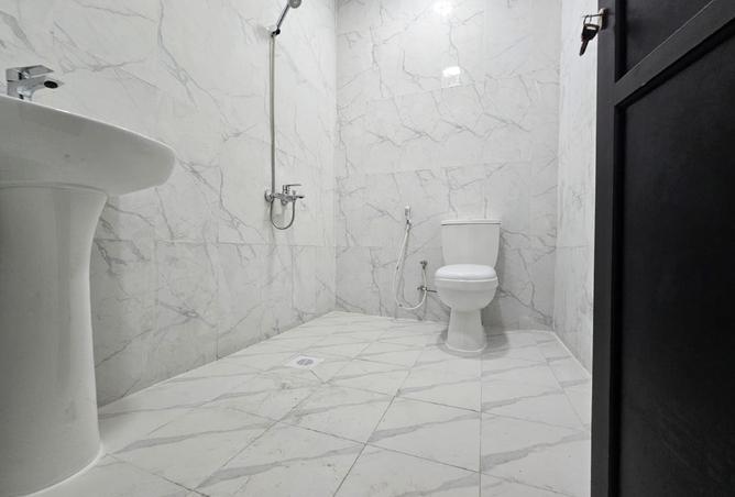 53822100 - Property Image 2