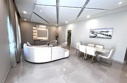 فيلا - 5 غرف نوم - 7 حمامات للايجار في البسيتين - المحرق