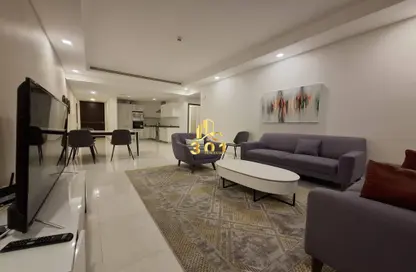 Apartment - 2 Bedrooms - 2 Bathrooms for rent in Amwaj Avenue - Amwaj Islands - Muharraq Governorate