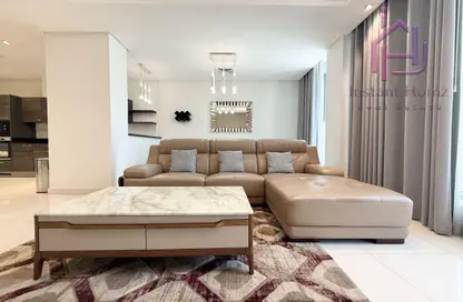 Apartment - 2 Bedrooms - 3 Bathrooms for rent in Al Juffair - Capital Governorate