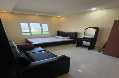 شقة - 1 حمام للايجار في شارع المعارض - الحورة - محافظة العاصمة