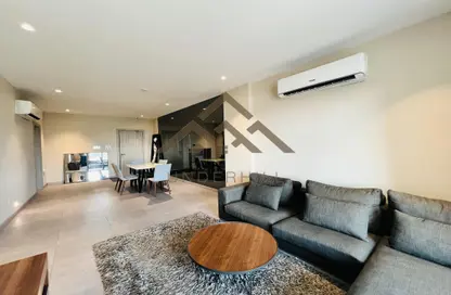 Apartment - 2 Bedrooms - 3 Bathrooms for rent in Gudaibiya - Manama - Capital Governorate