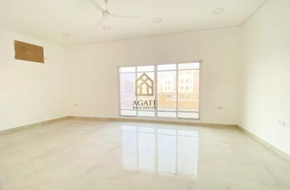Apartment - 3 Bedrooms - 2 Bathrooms for rent in Tubli - Central Governorate Apartment - 3 Bedrooms - 2 Bathrooms for rent in Tubli - Central Governorate