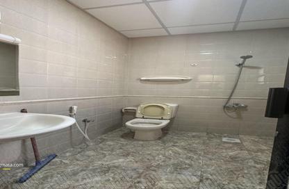 Whole Building - 7+ Bedrooms - 7+ Bathrooms for sale in Sanad - Central Governorate