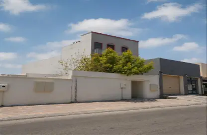 فيلا - 2 غرف نوم - 2 حمامات للبيع في مدينة عيسى - المحافظة الوسطى