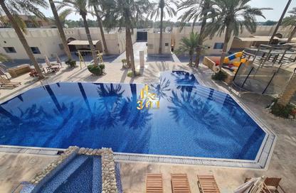 Compound - 3 Bedrooms - 4 Bathrooms for rent in Hamala - Northern Governorate