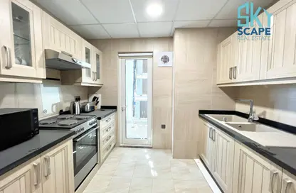 Apartment - 2 Bedrooms - 2 Bathrooms for rent in Seef - Capital Governorate
