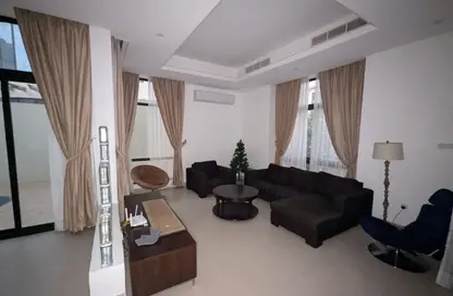 Villa - 3 Bedrooms - 4 Bathrooms for rent in Al Qurayyah - Northern Governorate