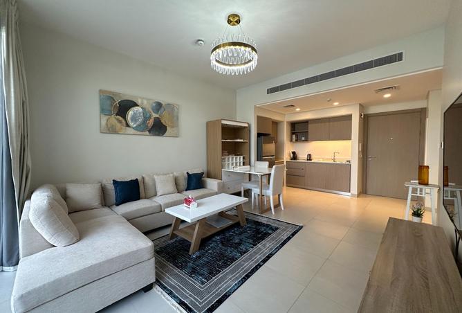 987865 - Property Image 2