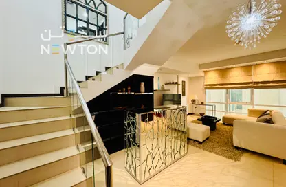 Duplex - 2 Bedrooms - 3 Bathrooms for rent in Al Juffair - Capital Governorate