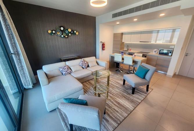 988927 - Property Image 2