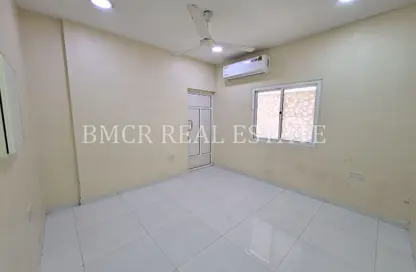 Apartment - 1 Bedroom - 1 Bathroom for rent in Gudaibiya - Manama - Capital Governorate