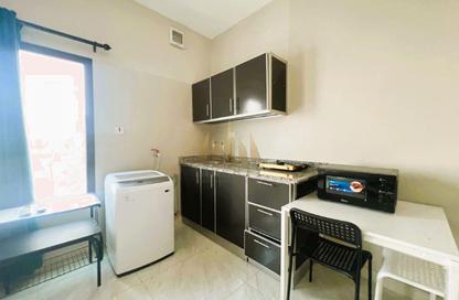 Apartment - Studio - 1 Bathroom for rent in Zinj - Manama - Capital Governorate