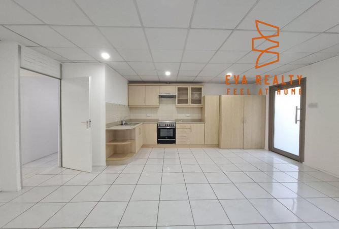 52300553 - Property Image 2