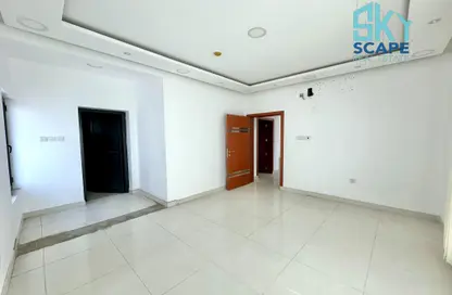 Office Space - 2 Bedrooms - 1 Bathroom for rent in Salmabad - Central Governorate