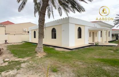 Villa - 4 Bedrooms - 3 Bathrooms for rent in Janabiya - Northern Governorate