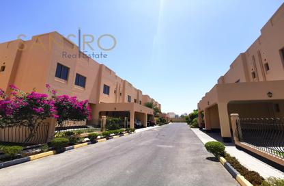 Villa - 4 - 4 for rent in Janabiya - Northern Governorate