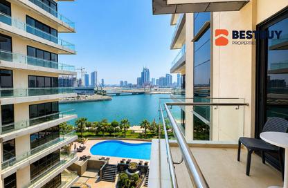 Apartment - 2 Bedrooms - 3 Bathrooms for rent in Reef Island - Capital Governorate